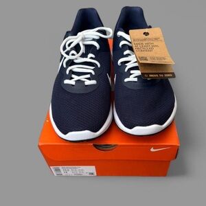 NIKE REVOLUTION 6 NN